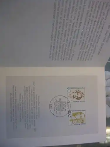 Klappkarte der GD Post, Faltkarte Typ DP1, Bedeutende Frauen 80, 100 Pf., 1994 mit Faksimile-Unterschrift Klaus Zumwinkel ; Nachfolgekarten der Ministerkarten Typ V