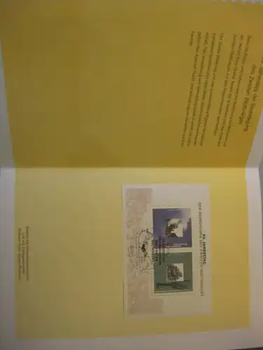 Klappkarte der GD Post, Faltkarte Typ DP1h, Beendigung 2. Weltkrieg mit Faksimile-Unterschrift Klaus Zumwinkel ; Nachfolgekarten der Ministerkarten Typ V