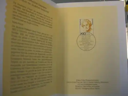 Klappkarte der GD Post, Faltkarte Typ DP1, DS Bedeutende Frauen 300 Pf. 1997 mit Faksimile-Unterschrift Klaus Zumwinkel ; Nachfolgekarten der Ministerkarten Typ V