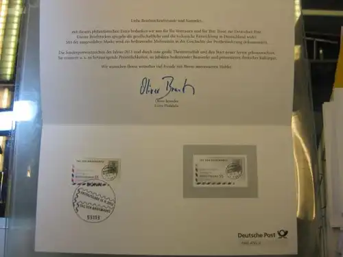 Amtlicher Schwarzdruck der Marke Tag der Briefmarke 2012 auf
Karte - Ein Philatelistisches Dankeschön - der Deutsche Post - Philatelie