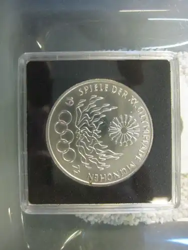 10 DM Silbermünze Gedenkmünze "Olympische Spiele" von 1972, in besonderer Kapsel (siehe Artikelbeschreibung), Ausführung stg