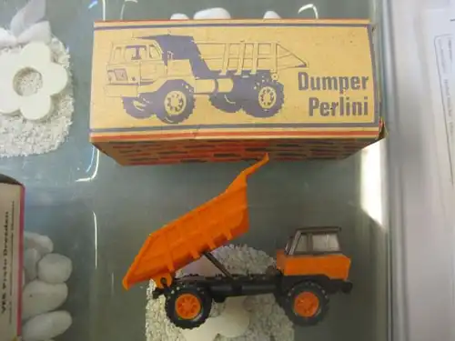 DDR Modellauto Dumper Perlini; Maßstab 1.87 (HO); Hersteller Plastspielwaren Berlin