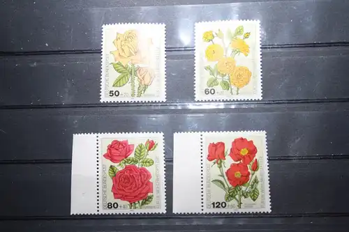 Für die Wohlfahrtspflege 1982, Rosen