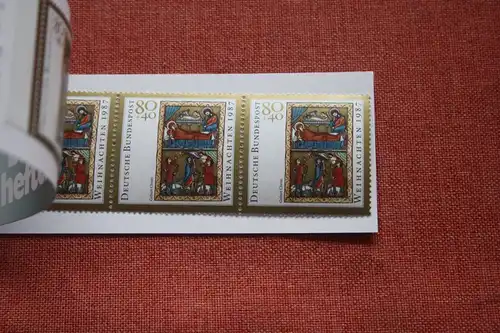 6. Weihnachts-Briefmarkenheftchen des Deutschen Roten Kreuzes 1989/90