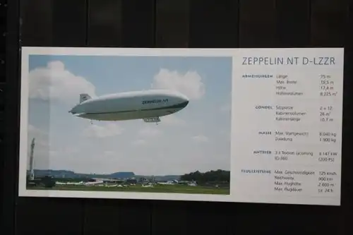 Zeppelin NT; Berlin-Flug zur ILA 2002 mit Luftschiff D-LZZR am 2. Mai 2002; mit Bordsigelmarke und Bordstempel