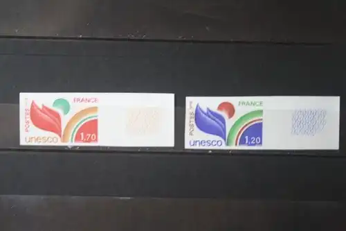 UNESCO Dienstmarken, Frankreich 1978, ungezähnt, geschnitten, mit Seitenrand