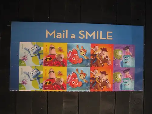 USA, Zusammendruck: Mail a Smile, 2012