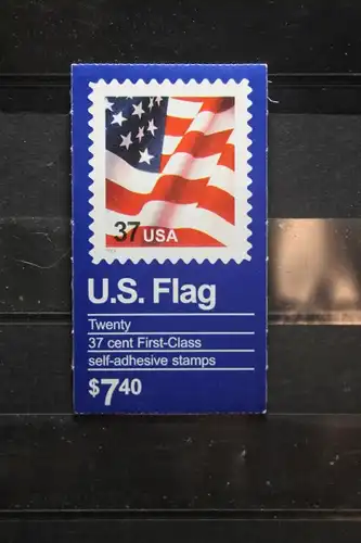 USA, Markenheft; 20 x 37 c; U.S. Flag 2002