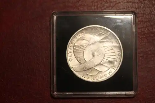 10 DM Silbermünze Gedenkmünze Olympische Spiele in München 1972, in besonderer Kapsel (siehe Artikelbeschreibung), Ausführung stg