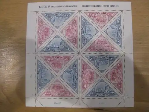 USA Block ** mit 16 Dreiecksmarken 1997