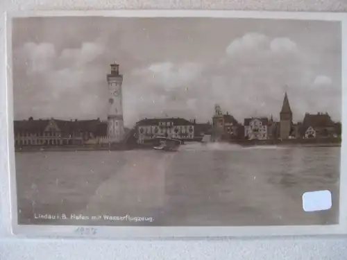 Lindau Bodensee Hafen mit Wasserflugzeug