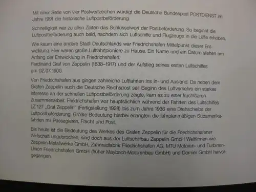 Amtl. Klappkarte der Bundespost "Historische Luftpostbeförderung mit Zeppelin in Friedrichshafen"