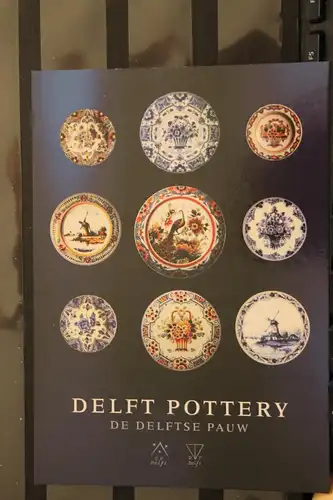 [Echtfotokarte farbig] Delft Pottery. 