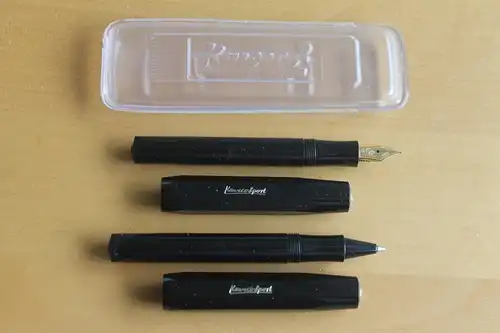 KAWECO SPORT Vintage Schreibgarnitur, schwarz; Füllfederhalter, Tintenroller im Mäppchen