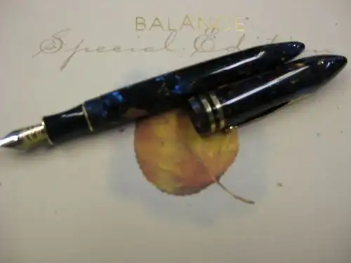 SHEAFFER Füllfederhalter \"Balance\"  Special Edition mit 18 Ct. Goldfeder