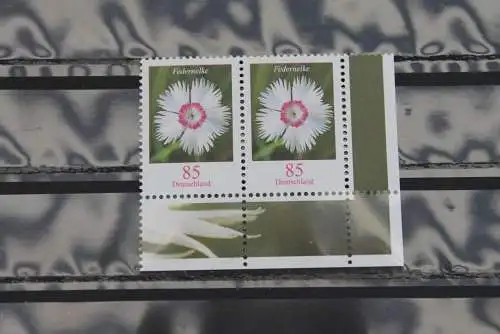 Deutschland; Freimarken: Blumen: waagerechtes Paar 85 C.; Federnelke; MiNr. 3116; MNH