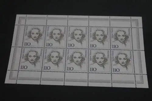 Deutschland 1997; Freimarken: Frauen: Marlene Dietrich,110 Pf., MiNr. 1939 Zehnerbogen, MNH