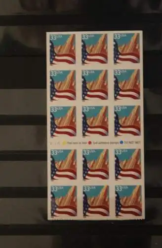 U.S.A. 1999; Aus Folienblatt Flagge vor Stadtansicht;  MiNr. 54; MNH; Frankaturmarken