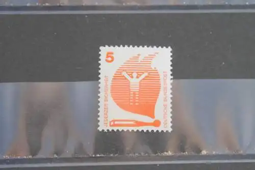 Unfallverhütung 1971, 5 Pf., MiNr. 694 A Ra, MNH