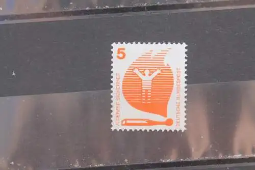 Unfallverhütung 1971, 5 Pf., MiNr. 694 A Ra, MNH
