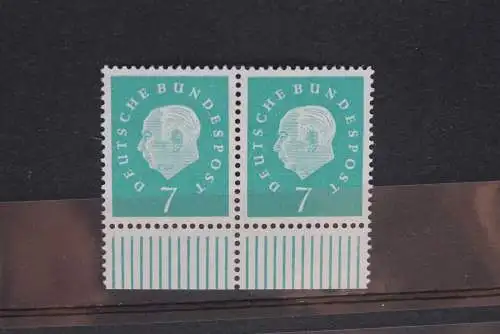 Deutschland; Freimarken: Heuss (III); Medaillon; MiNr.  302, waagerechtes Paar,  MNH