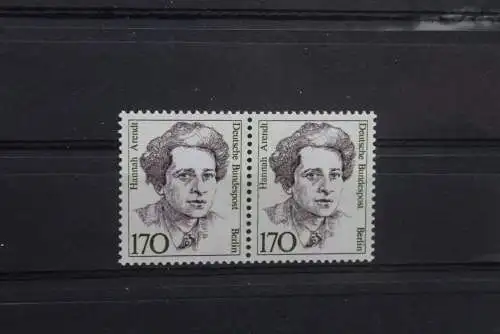 Berlin ; Freimarken: Frauen; MiNr. 826, waagerechtes Paar, MNH