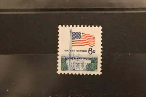 USA 1971; Freimarke Flagge und Weisses Haus, MiNr  1033, MNH