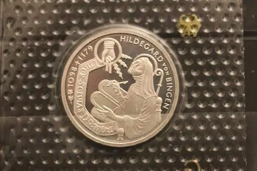 Bundesrepublik Deutschland; 10 Deutsche Mark; 1998; Hildegard von Bingen, Silber; PP; Münzstätte G, Jäger-Nr. 468