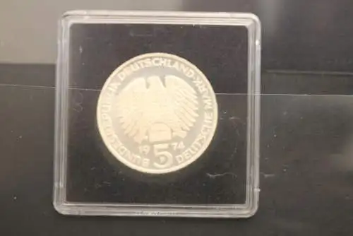 Bundesrepublik Deutschland; 5 DM; 1974; 25 Jahre Grundgesetz, Silber, stg, Jäger-Nr. 413