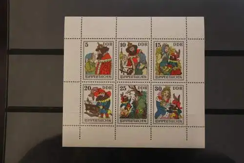 Kleinbogen; Märchen XI, 1976; MiNr. 2187-92, postfrisch, ndgz; unten