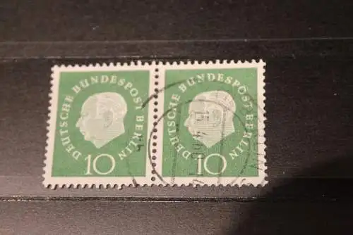 Berlin 1959; Freimarken: Heuss-Medaillon, Heuss III; MiNr. 182-86; waagerechte Paare, gestempelt