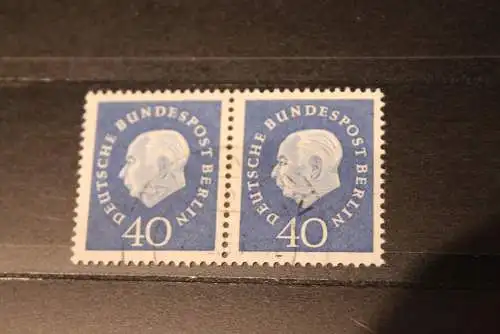 Berlin 1959; Freimarken: Heuss-Medaillon, Heuss III; MiNr. 182-86; waagerechte Paare, gestempelt