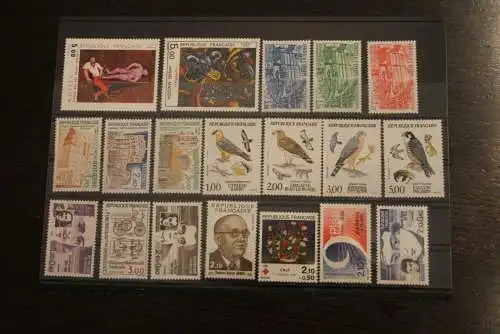 France 1984, postfrisch, Frankreich Jahrgang 1984, 60 Werte, überkomplett, 4 Steckkarten