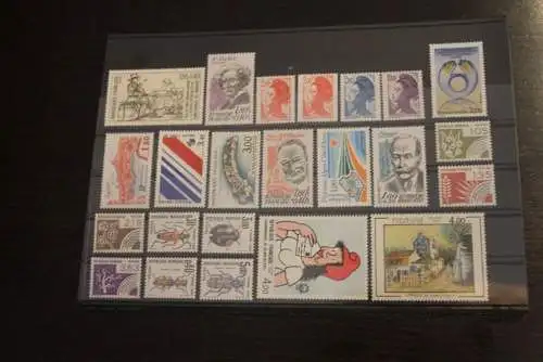 France 1983, 2374-2423; postfrisch, Frankreich Jahrgang 1983, 59 Werte, überkomplett, 4 Steckkarten