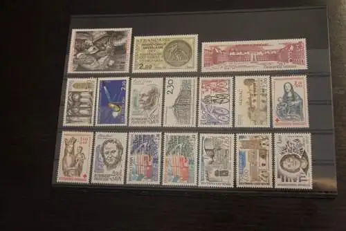 France 1983, 2374-2423; postfrisch, Frankreich Jahrgang 1983, 59 Werte, überkomplett, 4 Steckkarten