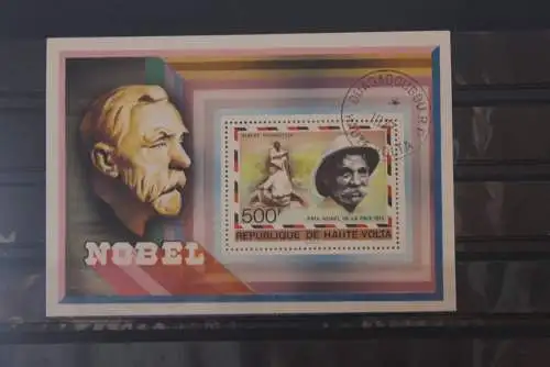 Alfred Nobel und Albert Schweitzer; Blockausgabe Ober-Volta, 1977