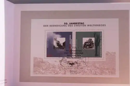 Ministerkarte zum Ausgabeanlaß: Blockausgabe: "Beendigung des 2. Weltkrieges" , 5. Mai 1995; MiNr. Block 31