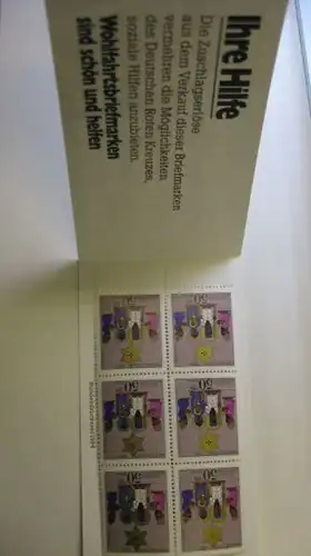Markenheft BERLIN 2. Weihnachts-Briefmarken-Heftchen des Deutschen Roten Kreuzes Serie 1983/84