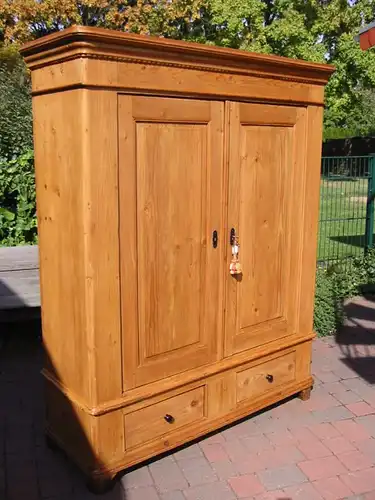 Dielenschrank Weichholz Biedermeier