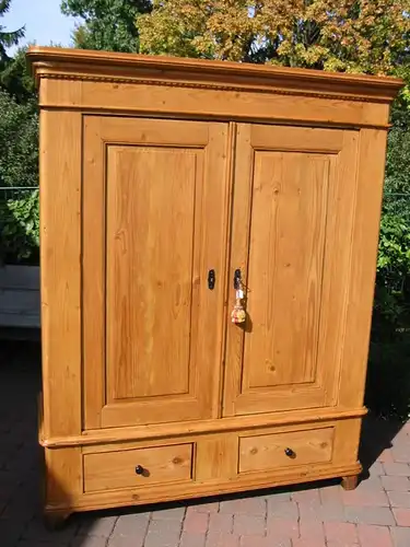 Dielenschrank Weichholz Biedermeier