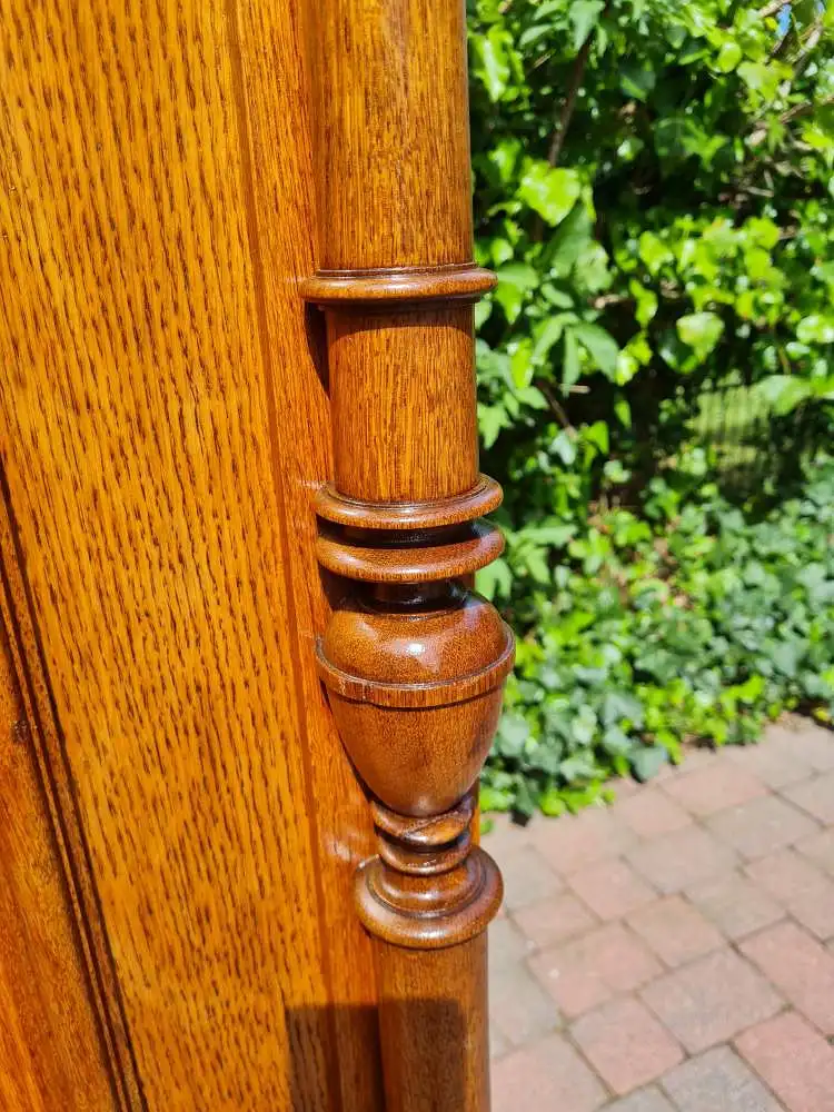 Dielenschrank Eiche zerlegbar Gründerzeit 3