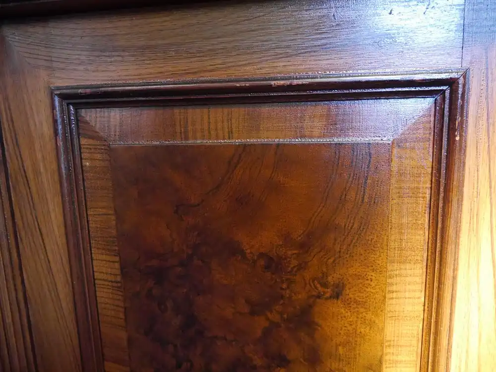 Kleiderschrank, 2-türig, Gründerzeit um 1880, Erzgebirge, Tanne gefasst (Furniermalerei) 3