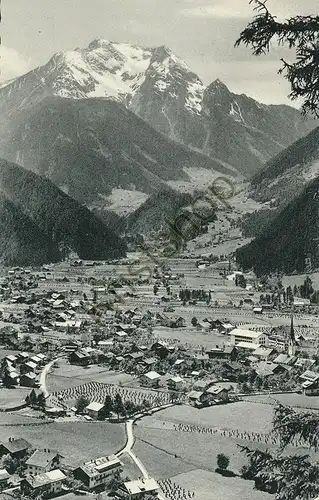 Mayrhofen im Zillertal mit grünberg [Z33-5.636