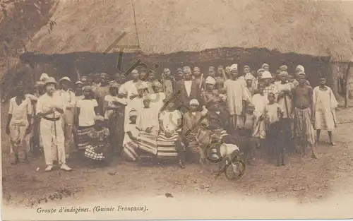 Guinée Française - Groupe d'indigènes [G-1.240
