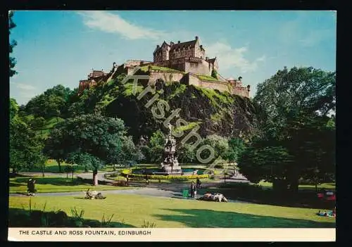 Edinburgh - The Castle and Ross Fountain [KK00-2.041