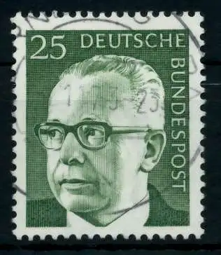 BRD DS HEINEM Nr 689 gestempelt 76A246