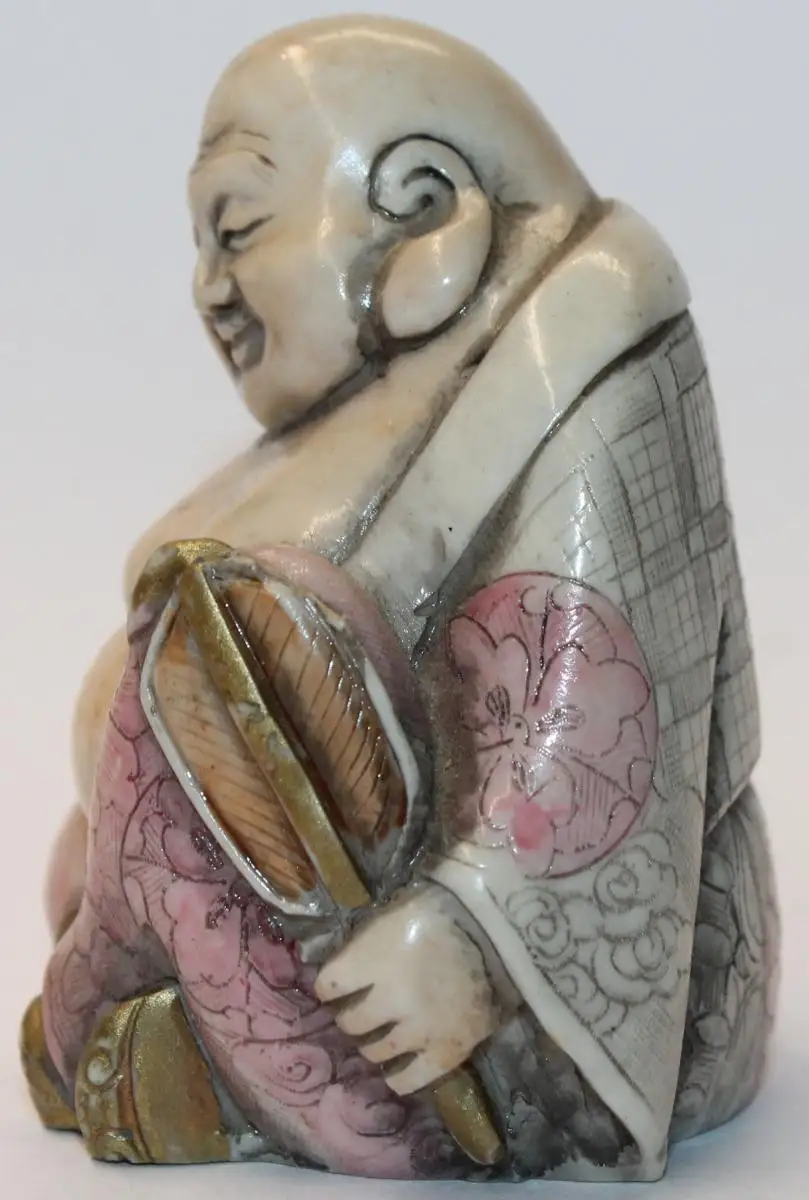Qualitative alte Buddha Figur mit schönen Gravuren wohl aus Knochen - Coloriert Buddhismus Religion Glauben - Milleartifex 1
