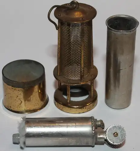Antikes Feuerzeug in Form einer Grubenlampe - DRGM Lighter - Sammlerstück