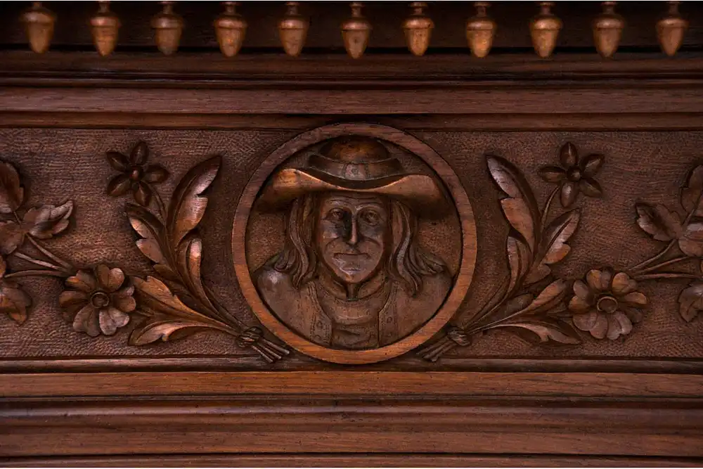 Geschnitztes antikes Schlafzimmer, Frankreich, um 1880. 8