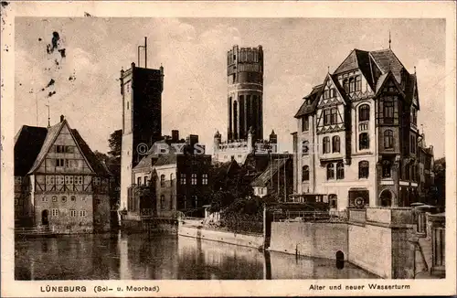 [Echtfotokarte schwarz/weiß] Lüneburg (Sol- u. Moorbad), Alter und neuer Wasserturm. 